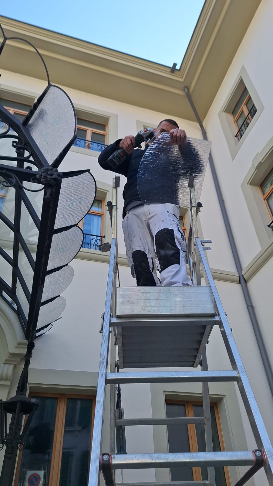 Avant renovation : chambre du Beau-Rivage Palace a Nyon avant intervention BNG